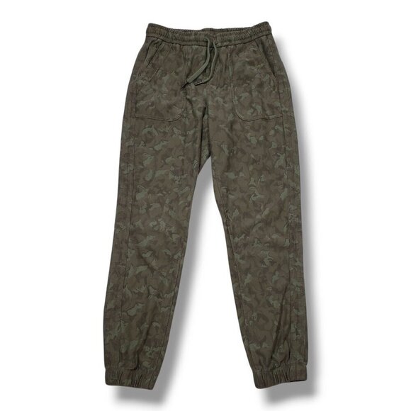 Athleta Farallon Jogger Womens Camo Green Pants - Picture 1 of 11